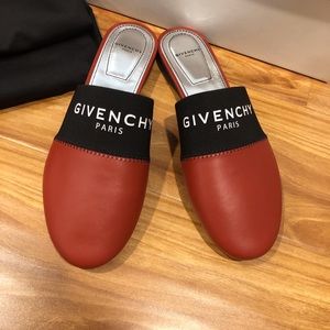 Givenchy 'Bedford' Logo Mule Slide Black Womens New in Box authentic $550